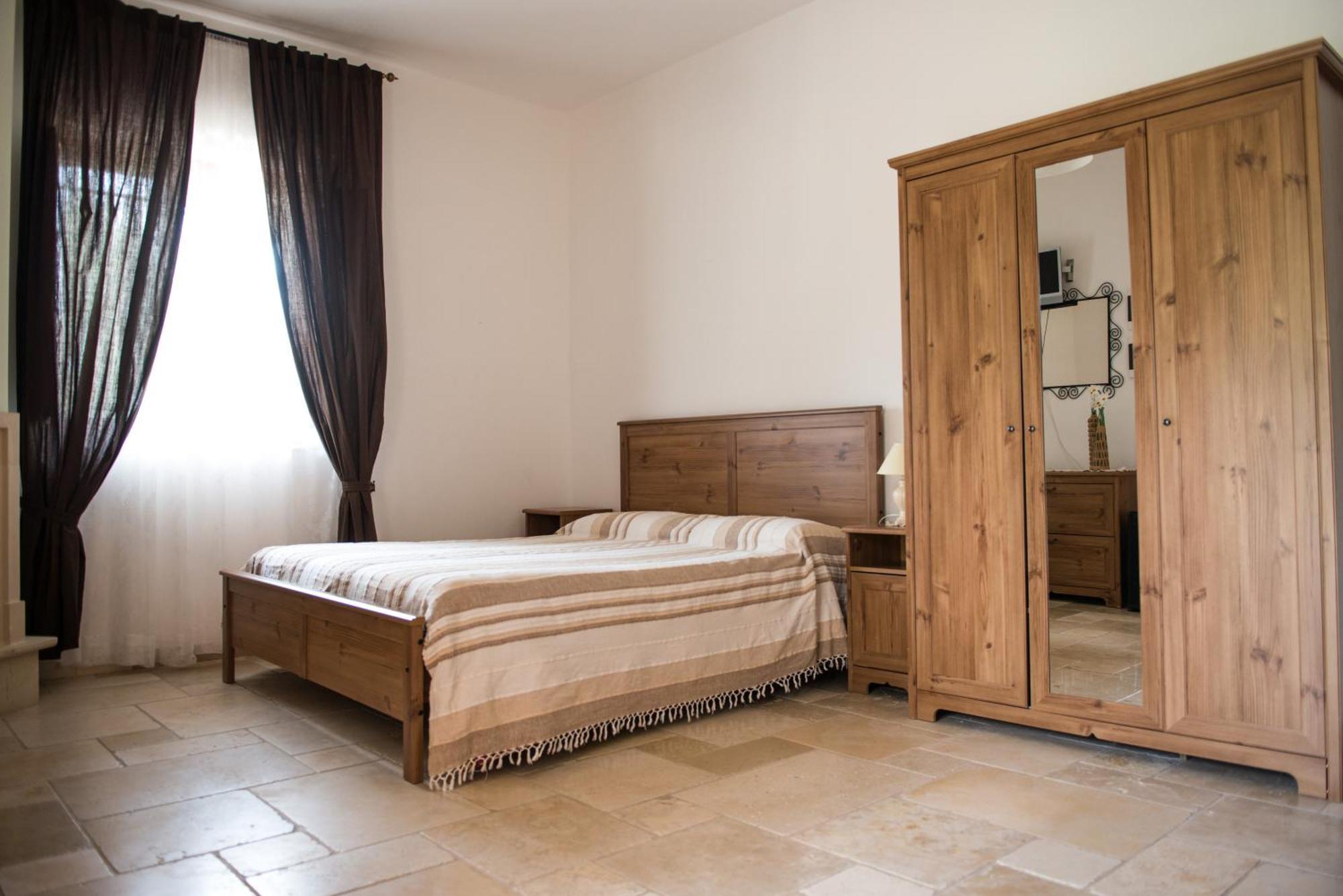 La Vigna Vecchia Pensionat Fasano Exteriör bild